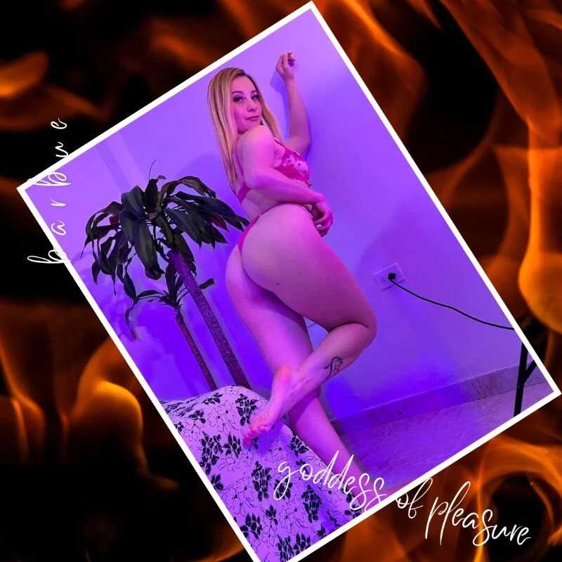 Barbie__sweet — FansOnlyX creator profile