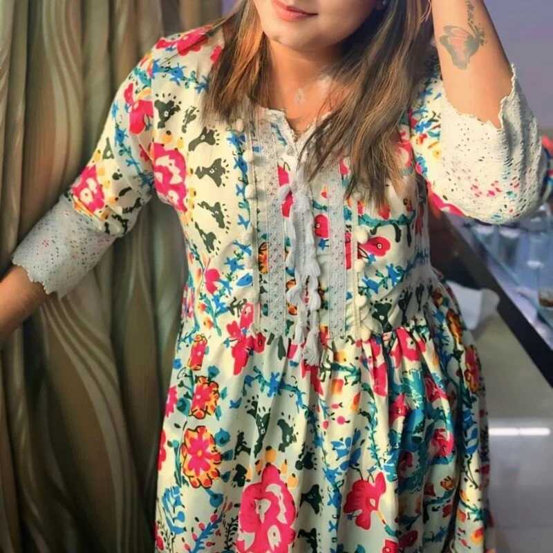 SIMRAN_QUEEN01 — FansOnlyX creator profile