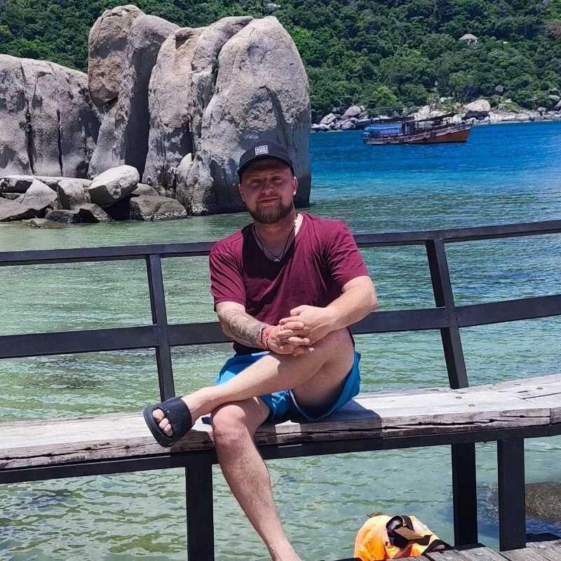 ThomasonsT — FansOnlyX creator profile