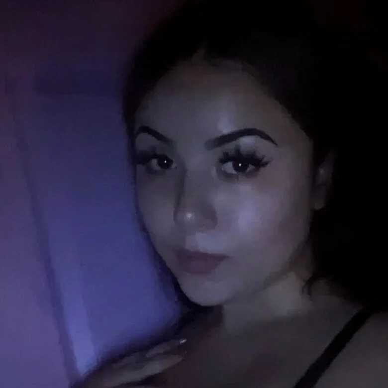 xocrybaby — FansOnlyX creator profile
