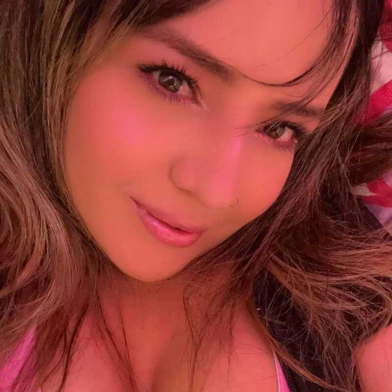miaapril — FansOnlyX creator profile