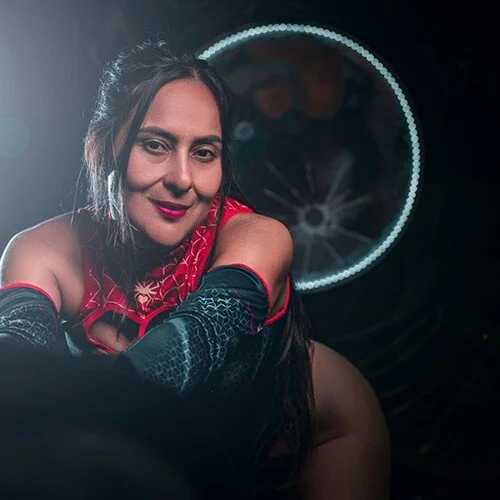 CameliaMilf — FansOnlyX creator profile