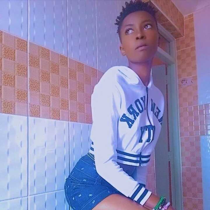 ebony_beb — FansOnlyX creator profile