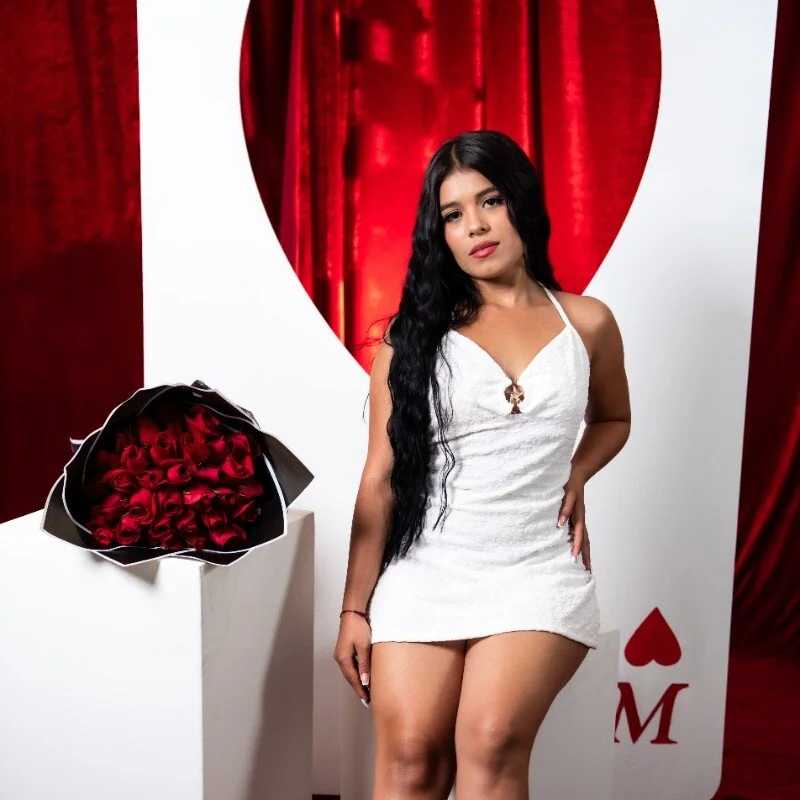 violeta_london25 — FansOnlyX creator profile