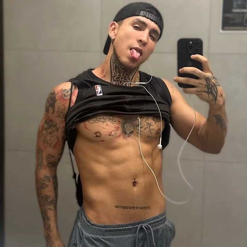 _Tomy08calderon — FansOnlyX creator profile