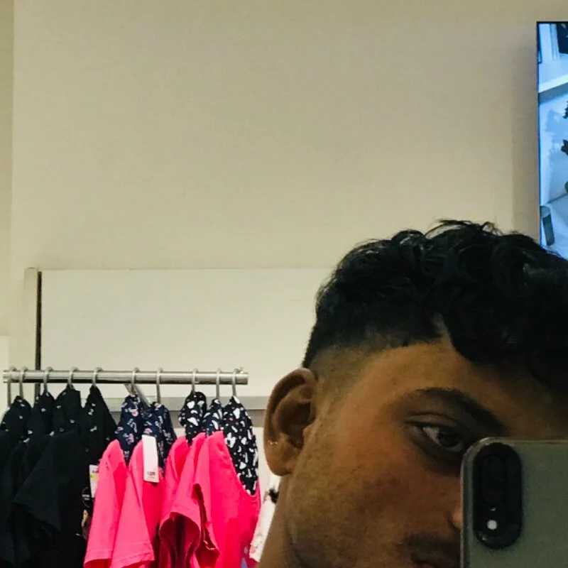 krish_booy — FansOnlyX creator profile