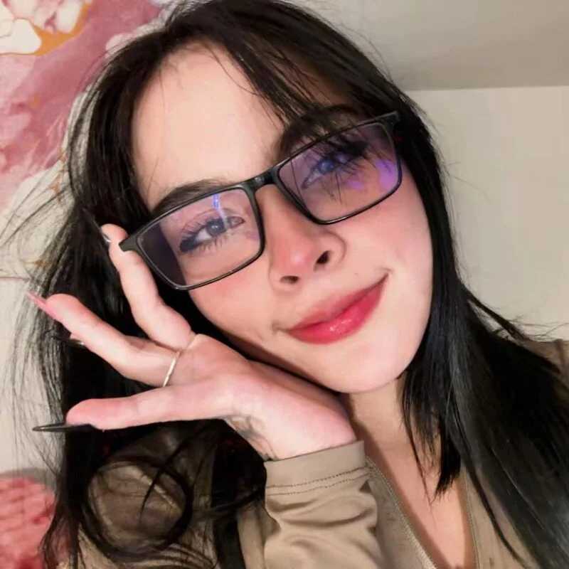 Kara_banks — FansOnlyX creator profile