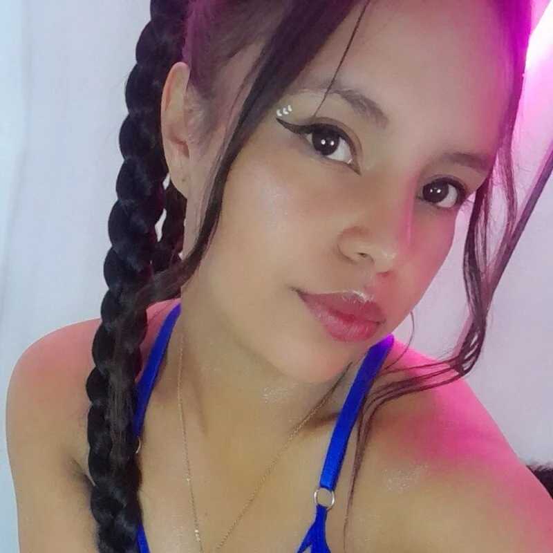 rose_fox2 — FansOnlyX creator profile