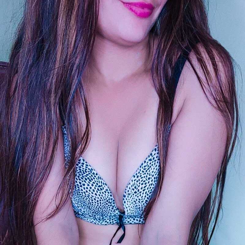 Ruhika_sharma — FansOnlyX creator profile