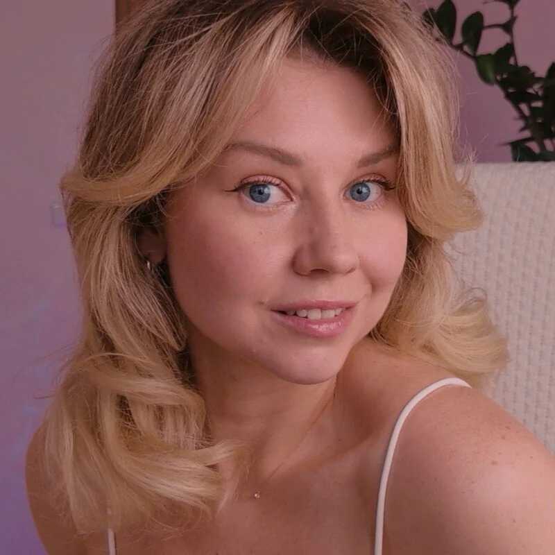 ellathemuse — FansOnlyX creator profile