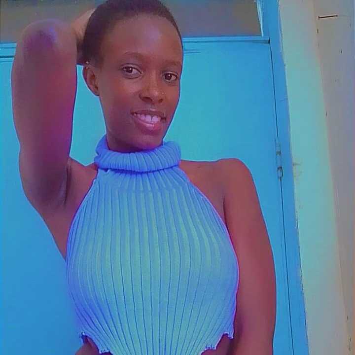 prettychocolatepetite — FansOnlyX creator profile