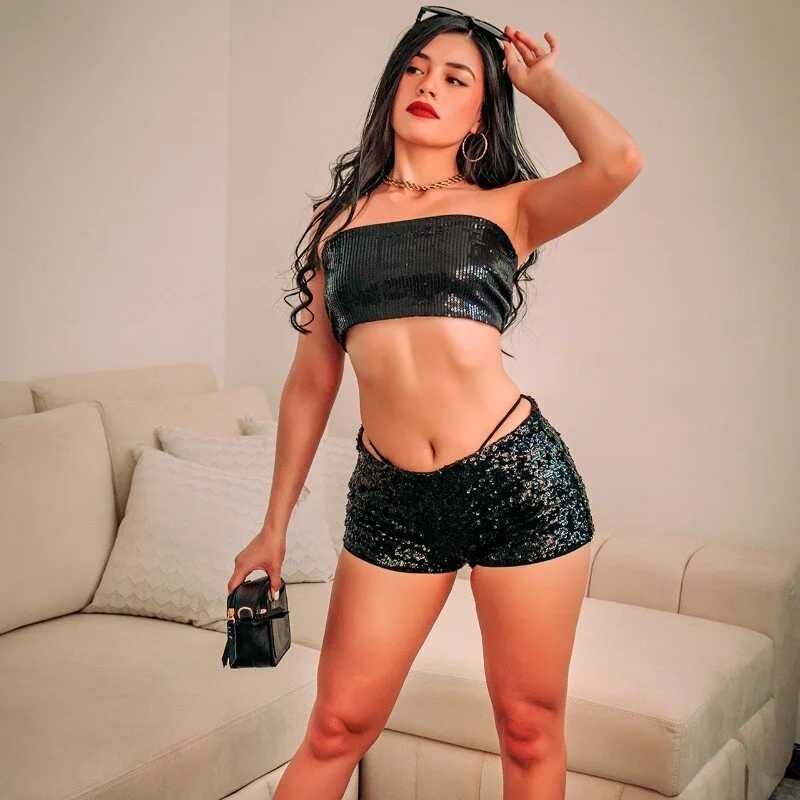 SaritaBratz — FansOnlyX creator profile