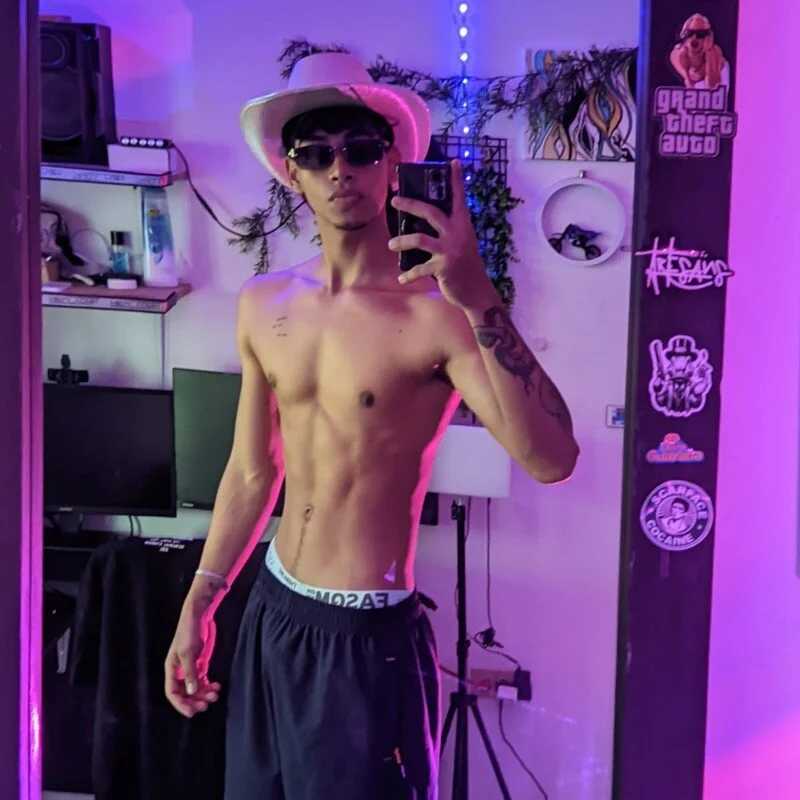 speedsamy — FansOnlyX creator profile