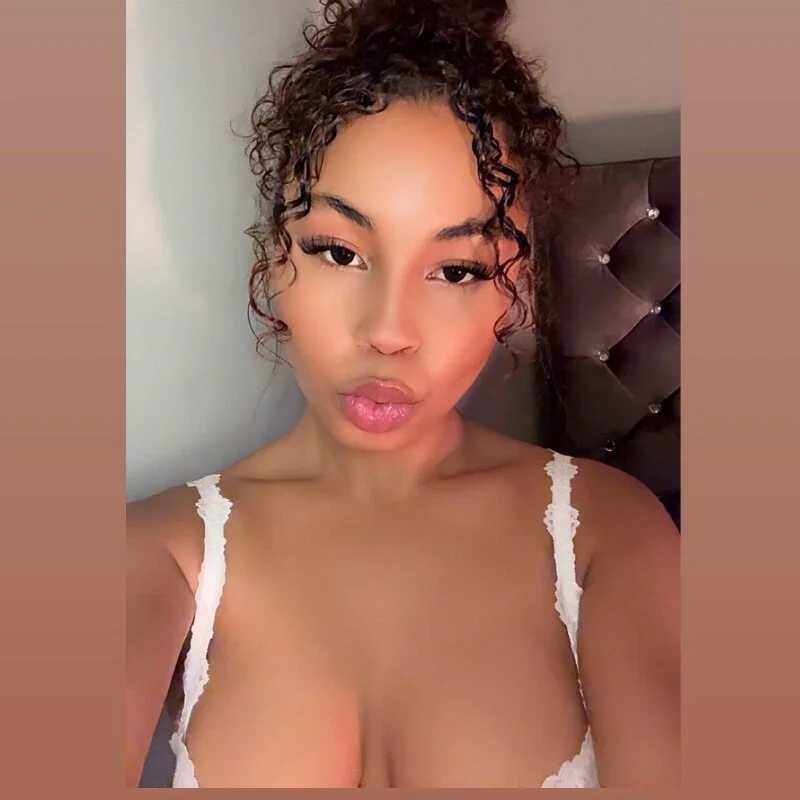 OliviaAshhh — FansOnlyX creator profile
