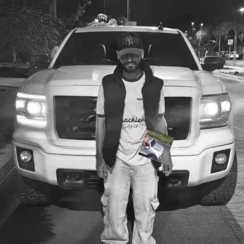 derek2ble — FansOnlyX creator profile