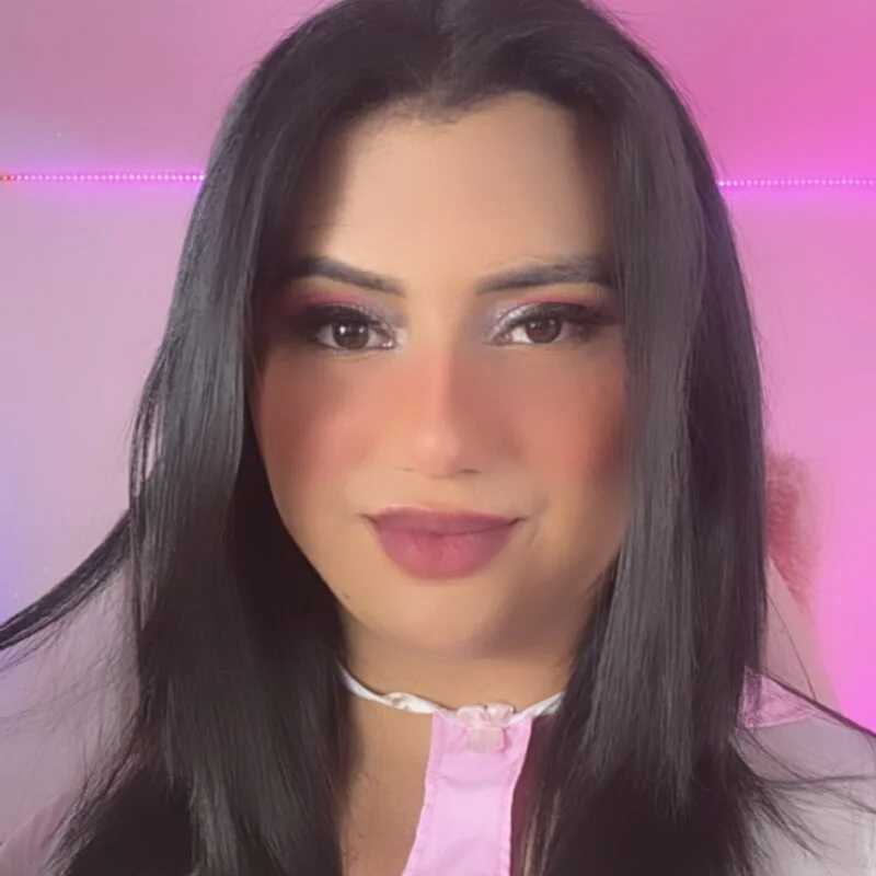 Lola_Oberly_xxx — FansOnlyX creator profile