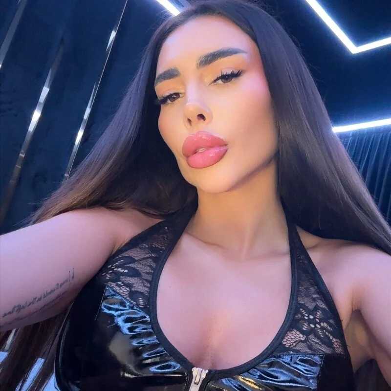 GoddessV — FansOnlyX creator profile