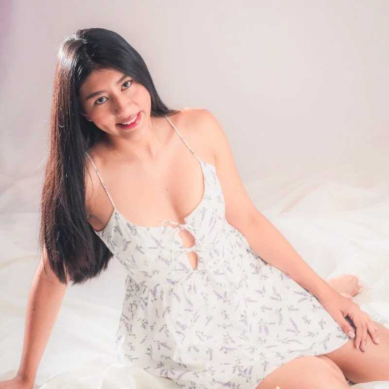 Carla_Alvez — FansOnlyX creator profile