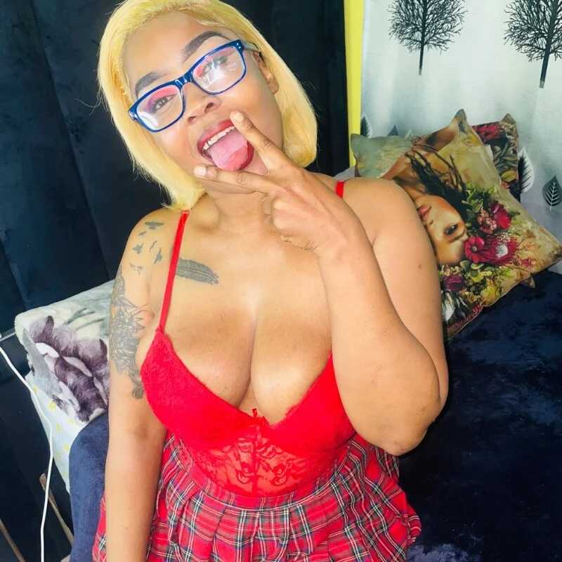 Hotsexyberry26 — FansOnlyX creator profile