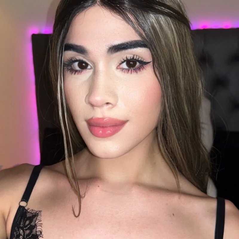 _valentina_gaviria — FansOnlyX creator profile