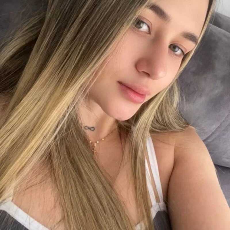 Veronika__Winslow_ — FansOnlyX creator profile