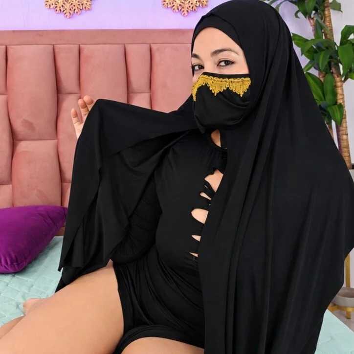 Yara_leila — FansOnlyX creator profile