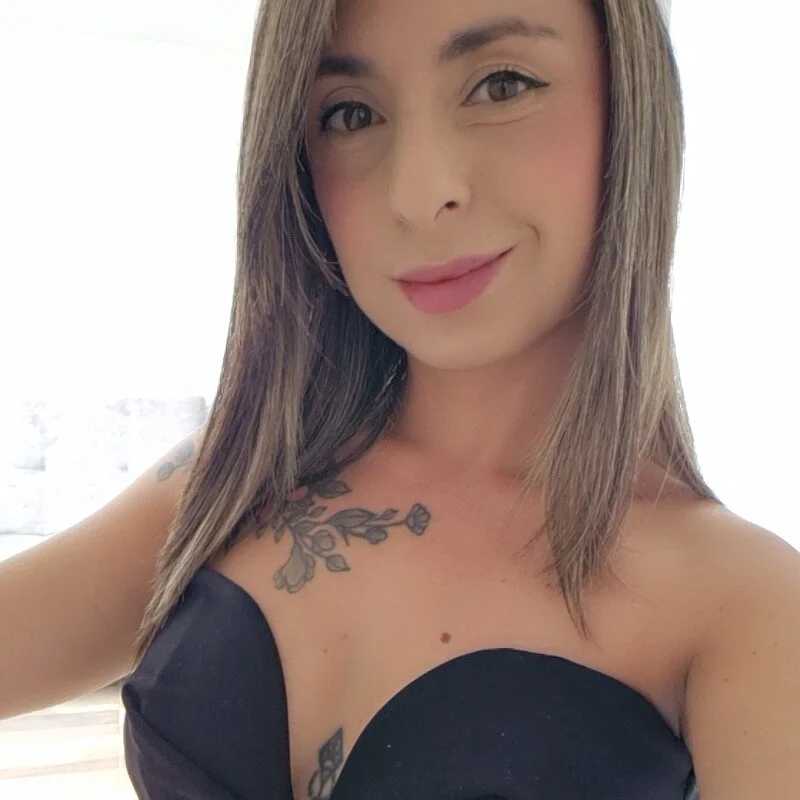 AprilStone1 — FansOnlyX creator profile