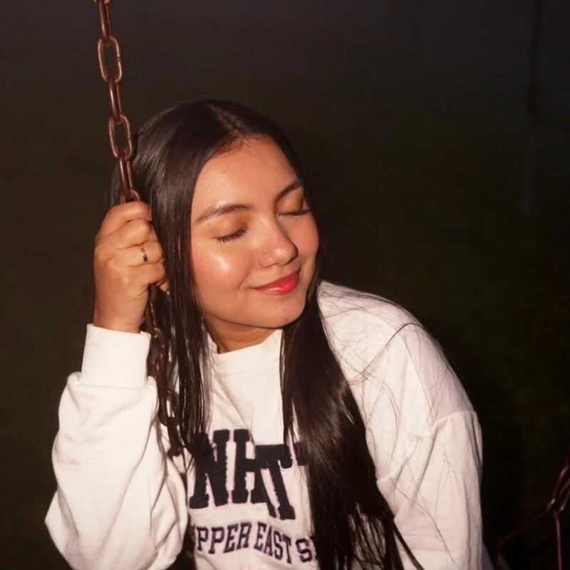 Emi_latingirl — FansOnlyX creator profile