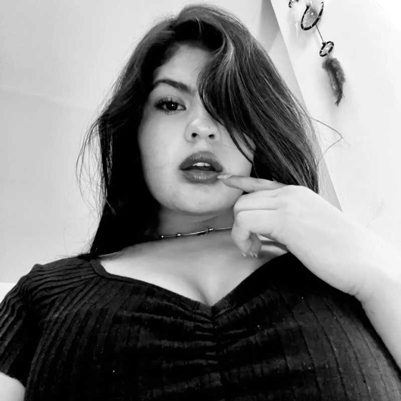 Sharon_Nixxxon — FansOnlyX creator profile