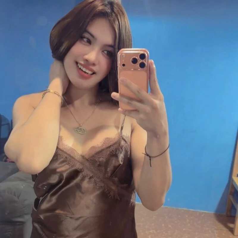 Queen_kendalx19 — FansOnlyX creator profile