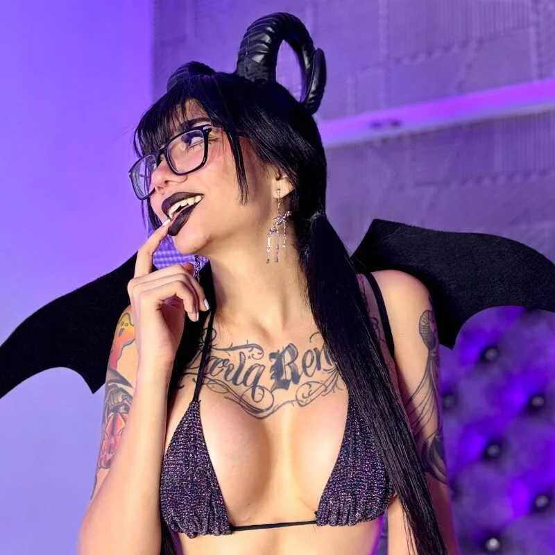 Elektra_Rosse — FansOnlyX creator profile