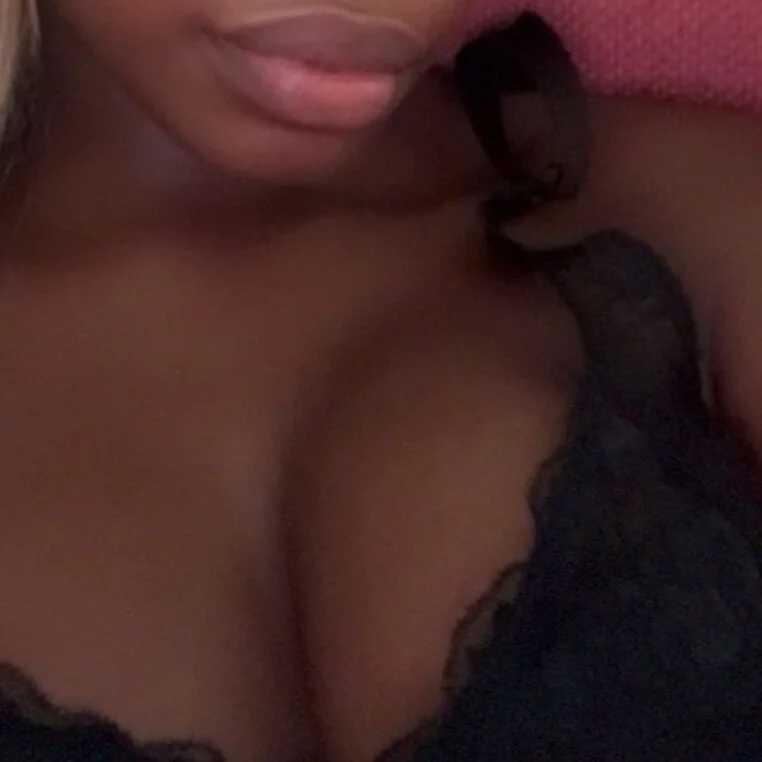 tyla566 — FansOnlyX creator profile