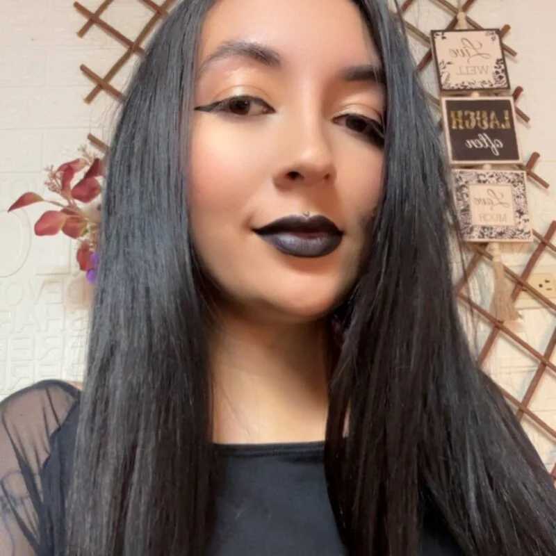 SALOME_KORLAND — FansOnlyX creator profile