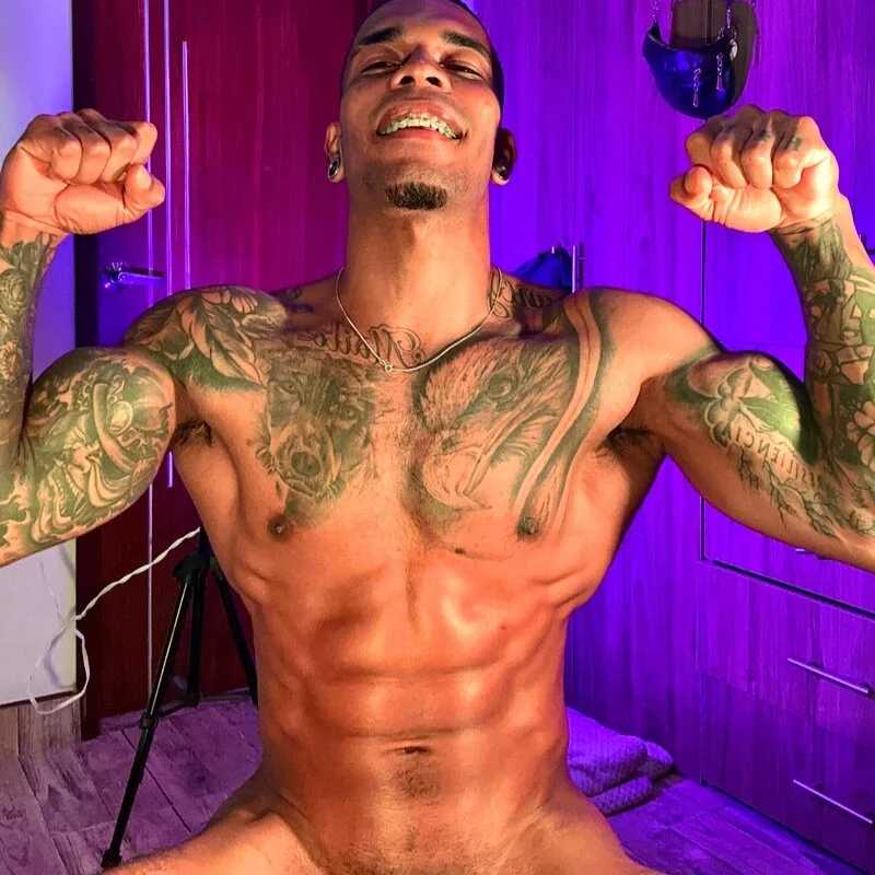 blackboy-strong — FansOnlyX creator profile