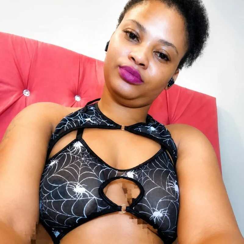 ShyCaramelBabe — FansOnlyX creator profile