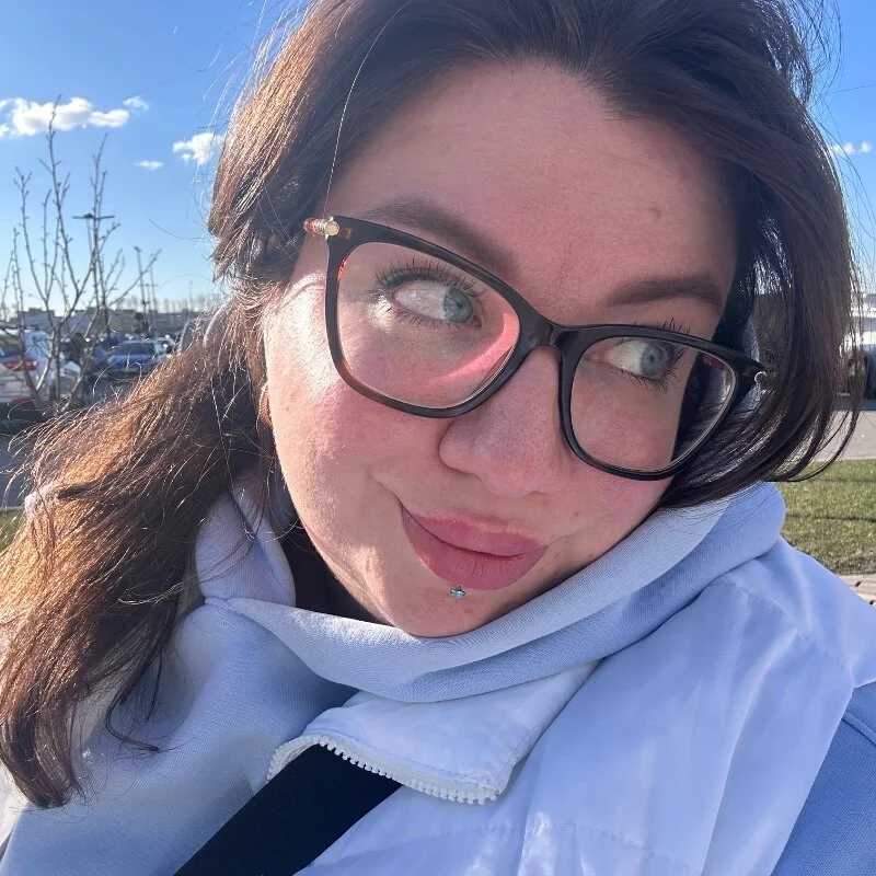 alexa_sweetyy — FansOnlyX creator profile