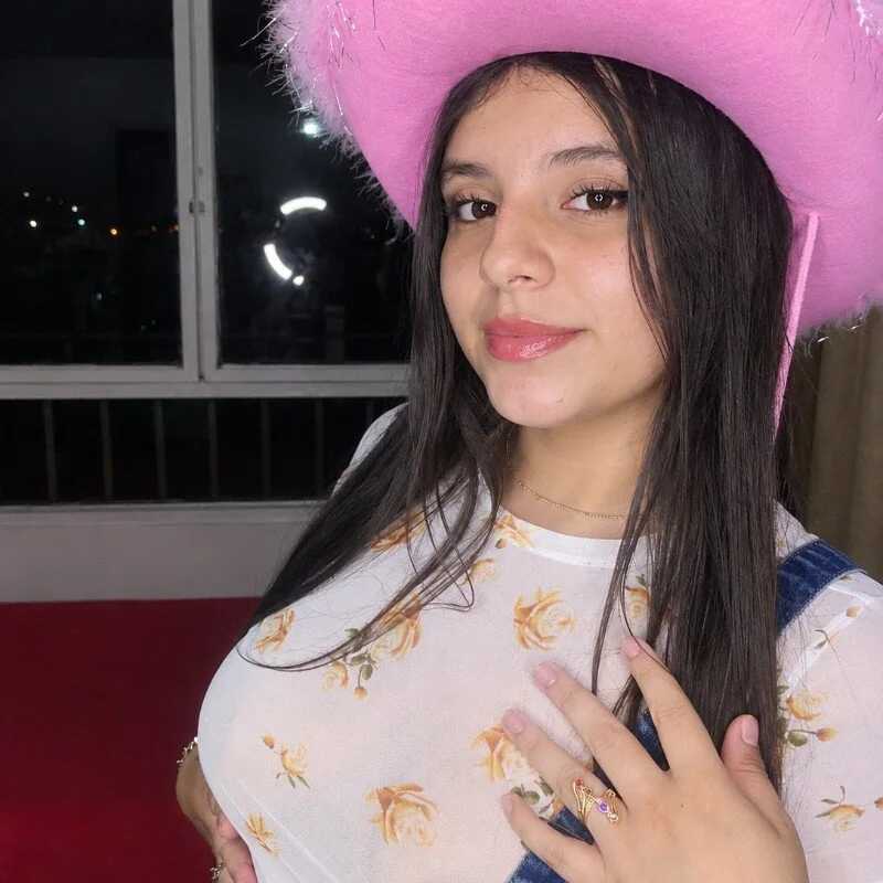 Littlee_Bunnie — FansOnlyX creator profile