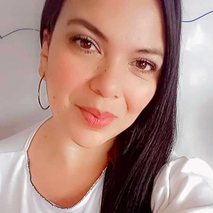 Angie_Peach — FansOnlyX creator profile