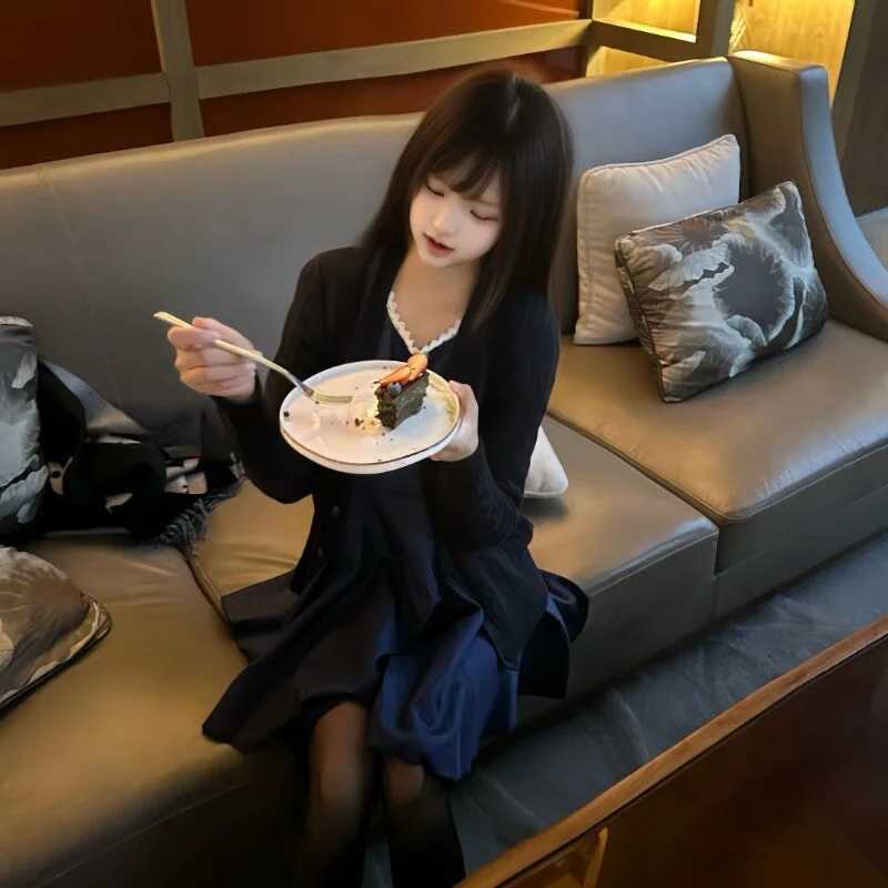 yan--0705 — FansOnlyX creator profile