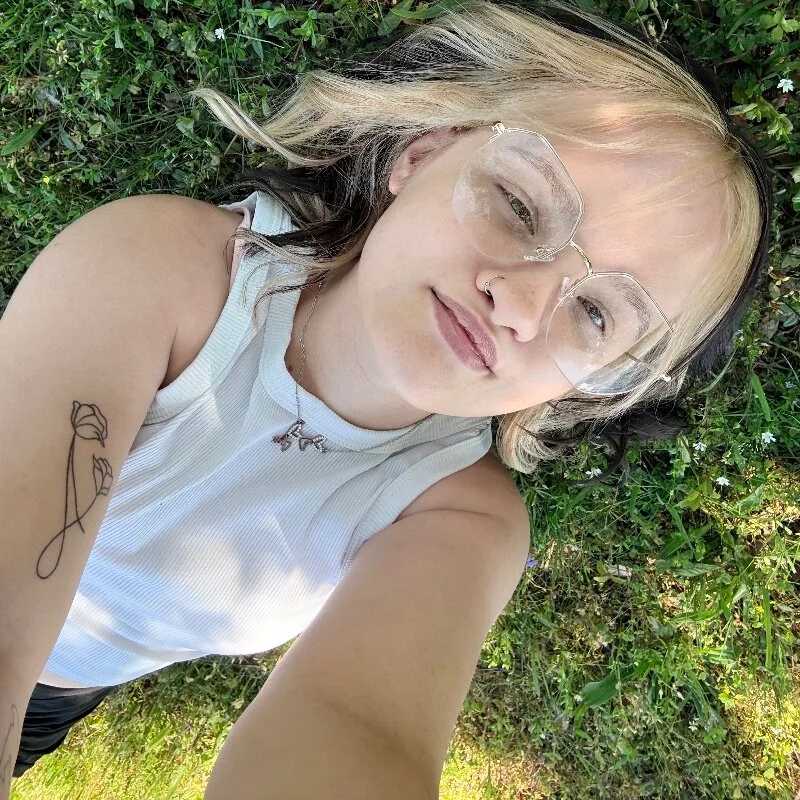 xxNaughtyNicolexx — FansOnlyX creator profile
