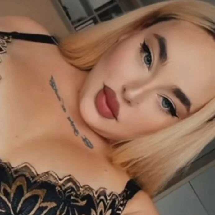 sweetvlada — FansOnlyX creator profile