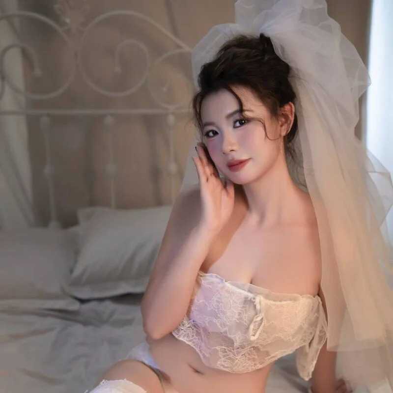 sallycui — FansOnlyX creator profile