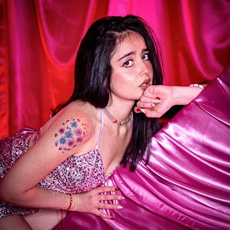 Ashleypetit — FansOnlyX creator profile