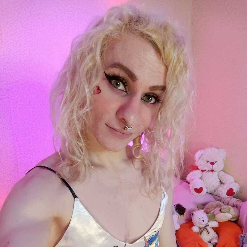 Lori_Myaf — FansOnlyX creator profile