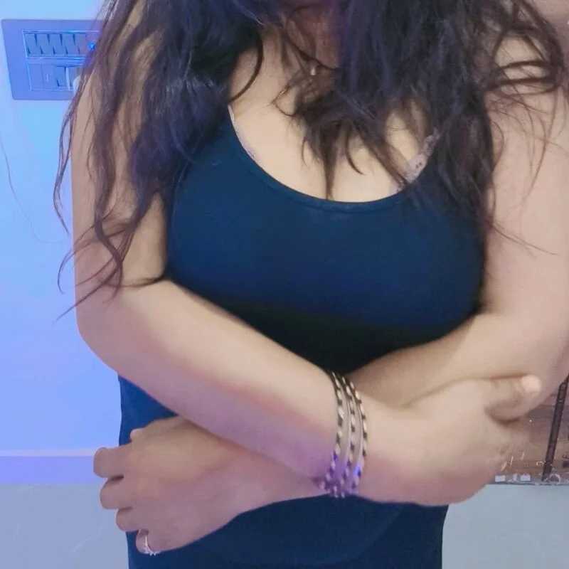 Its_Aisha__ — FansOnlyX creator profile