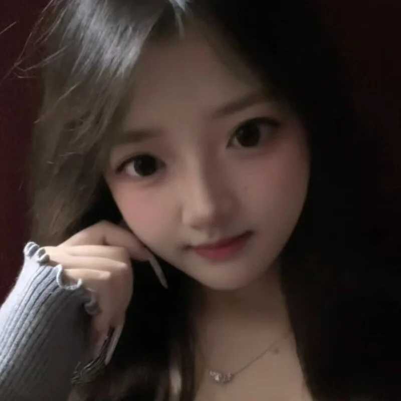 YUYU-1202 — FansOnlyX creator profile
