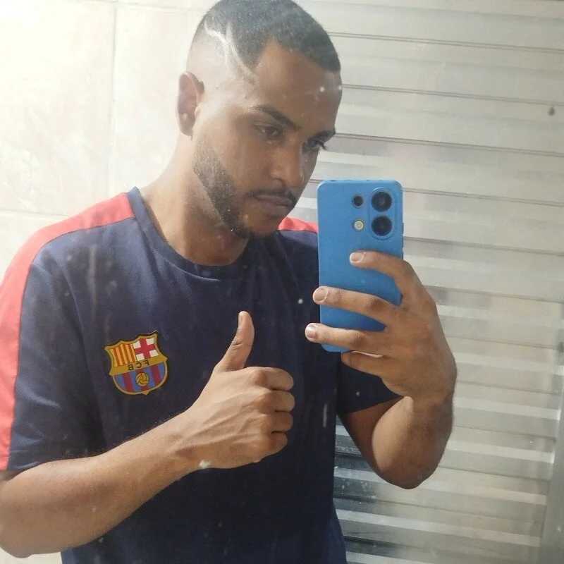 henriquerec — FansOnlyX creator profile