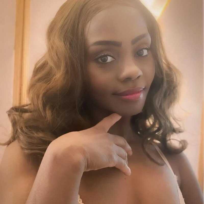 Miia_ferrarii — FansOnlyX creator profile