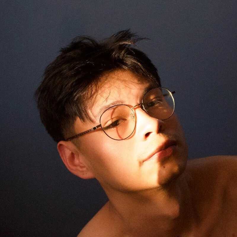 Heliero — FansOnlyX creator profile