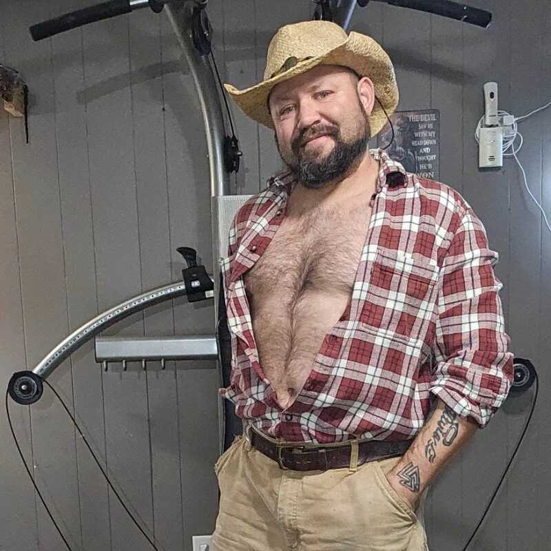 RedneckWants2PlayNow — FansOnlyX creator profile